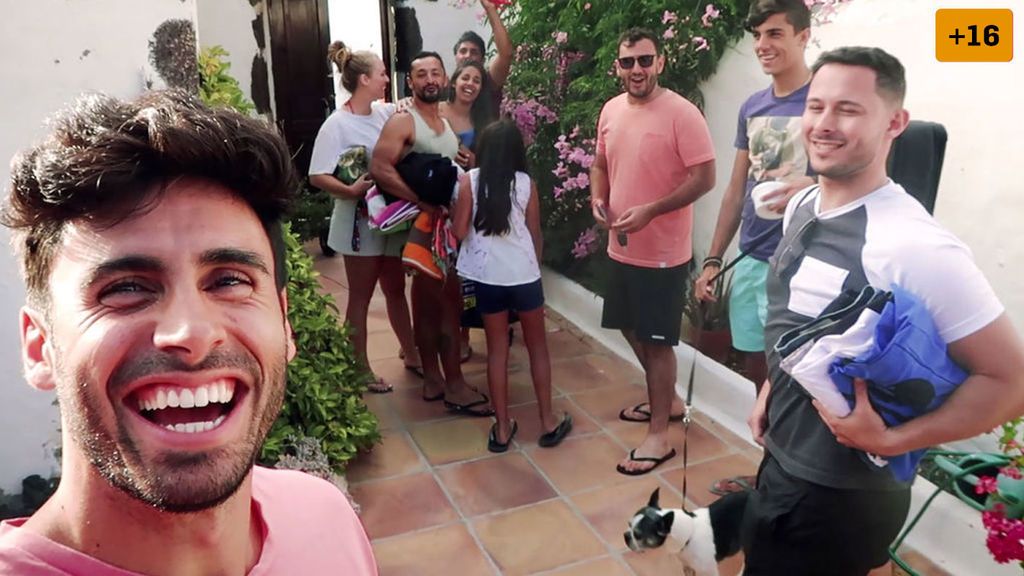 Nos vamos de fiestón: Noel celebra el Día de Canarias en su isla y con amigos (2/2)