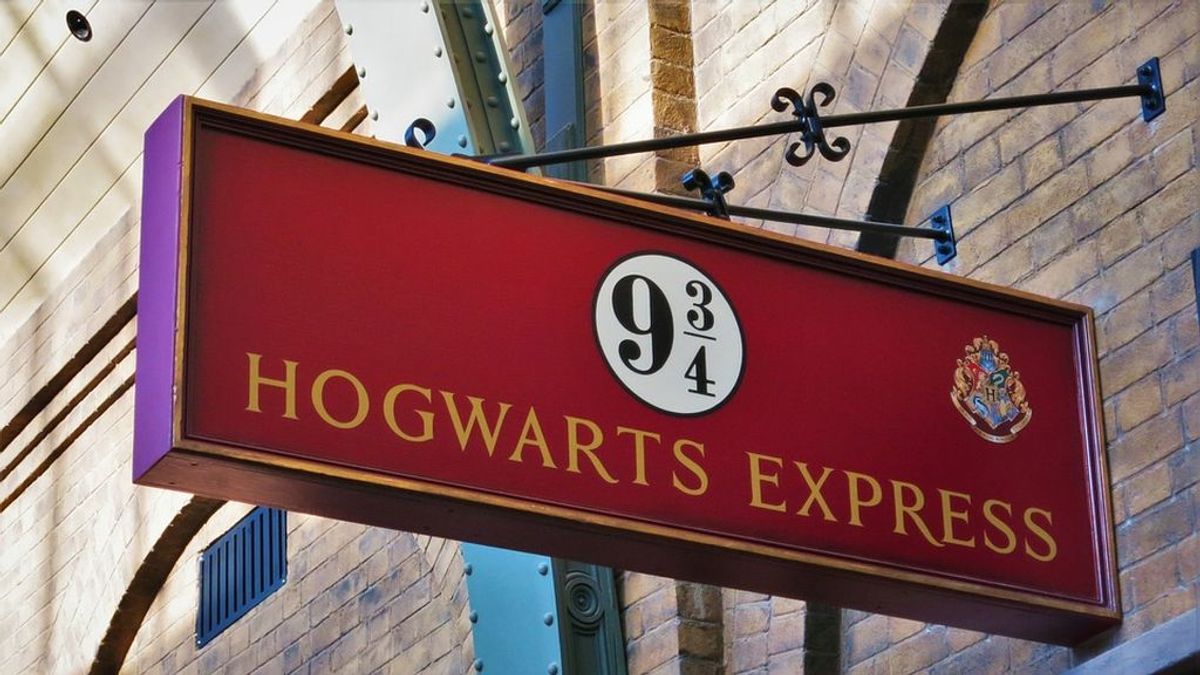 La escritora J.K Rowling recupera la saga de Harry Potter a través de cuatro nuevos libros electrónicos