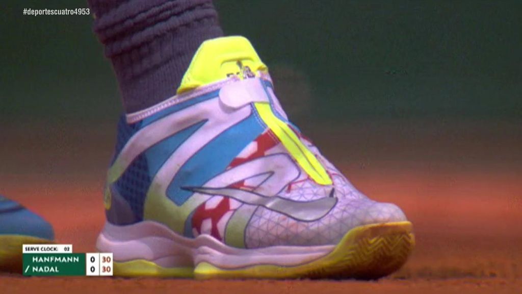 Roland Garros - El secreto de las zapatillas de Rafa Nadal para jugar en  tierra batida - Deportes Cuatro