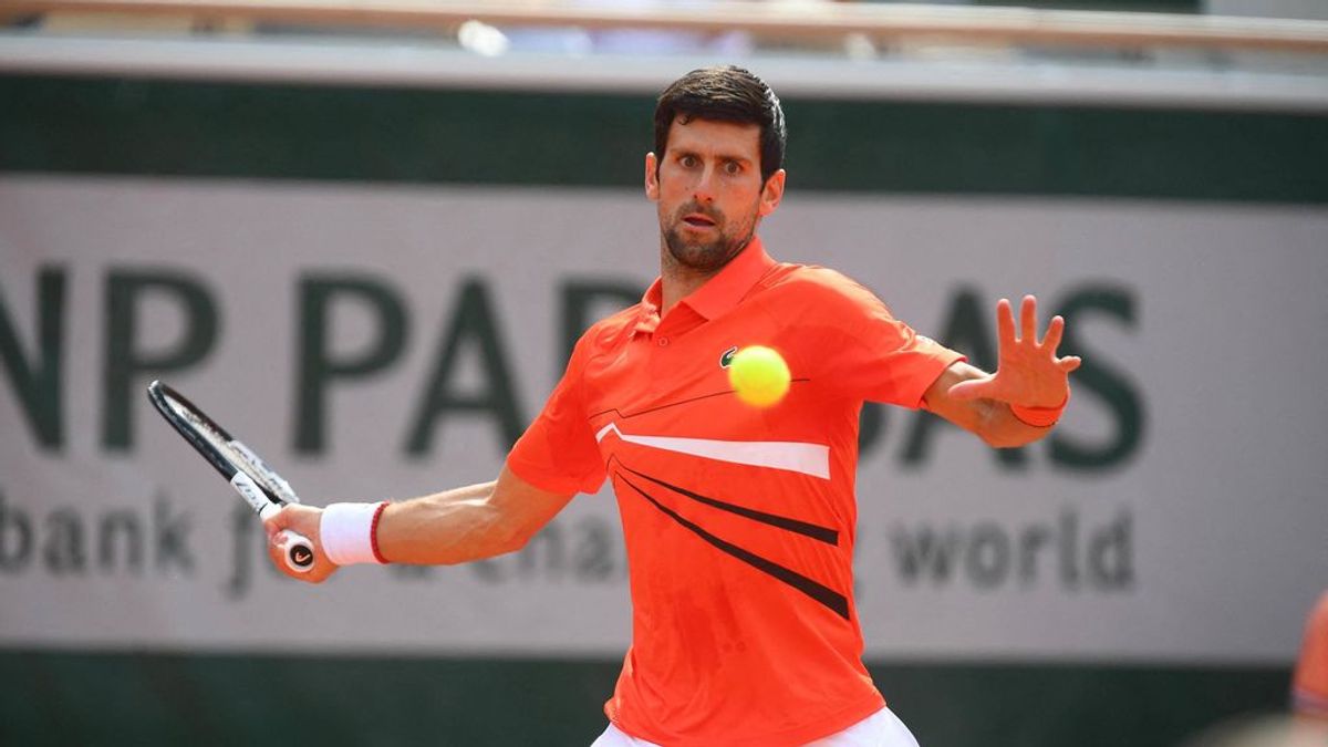 Djokovic arrolla a Laaksonen al ritmo de Nadal y ya está en tercera ronda de Roland Garros Djokovic arrolla a Laaksonen al ritmo de Nadal y ya está en tercera ronda de Roland Garros