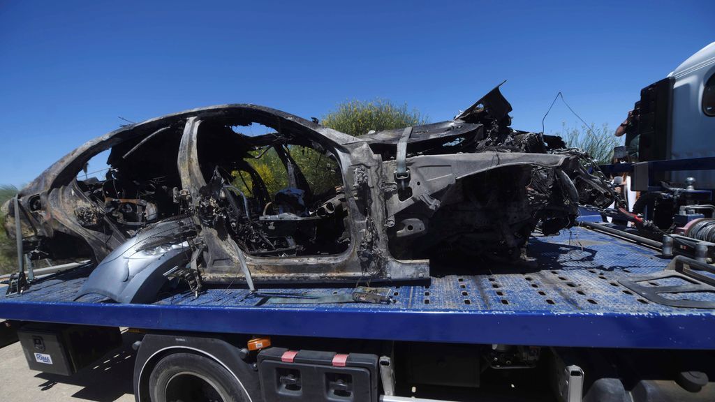 Impactantes imágenes del estado del coche accidentado en el que ha perdido la vida José Antonio Reyes