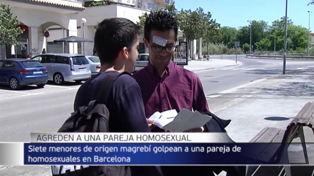 Un periodista y su novio denuncian una agresión homófoba en Barcelona