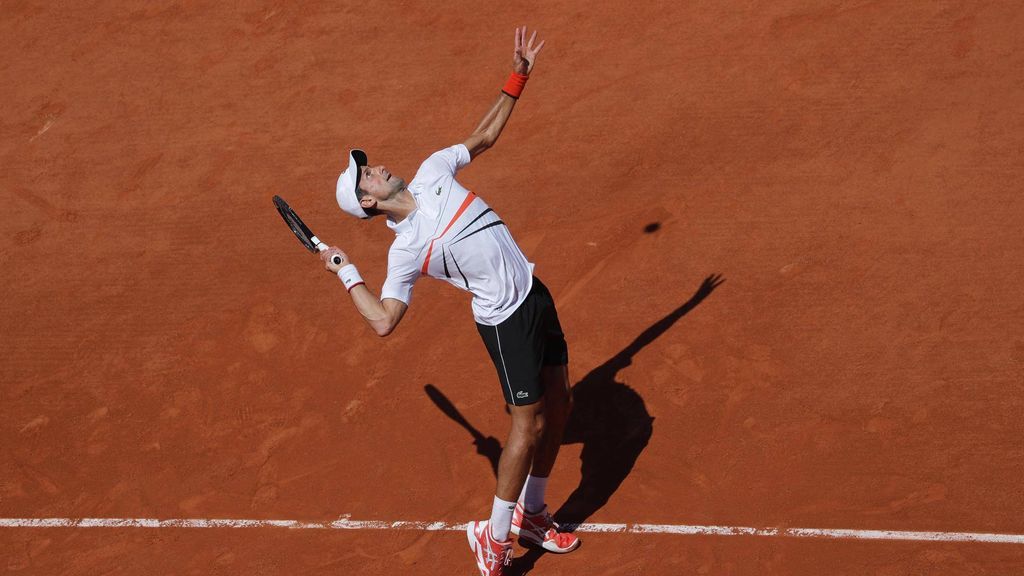 Djokovic ya está en cuartos sin ceder ningún set y el japonés Nishikori será el rival de Nadal Djokovic ya está en cuartos sin ceder ningún set y el japonés Nishikori será el rival de Nadal