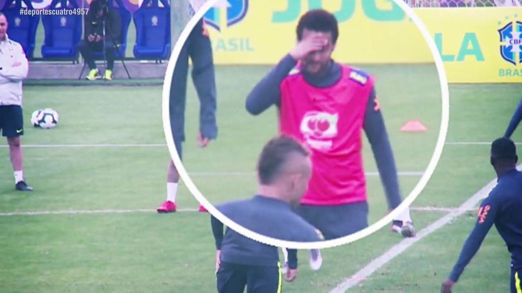 La mujer que denunció a Neymar entrega a la policía pruebas en las que se ve al futbolista actuando de forma violenta