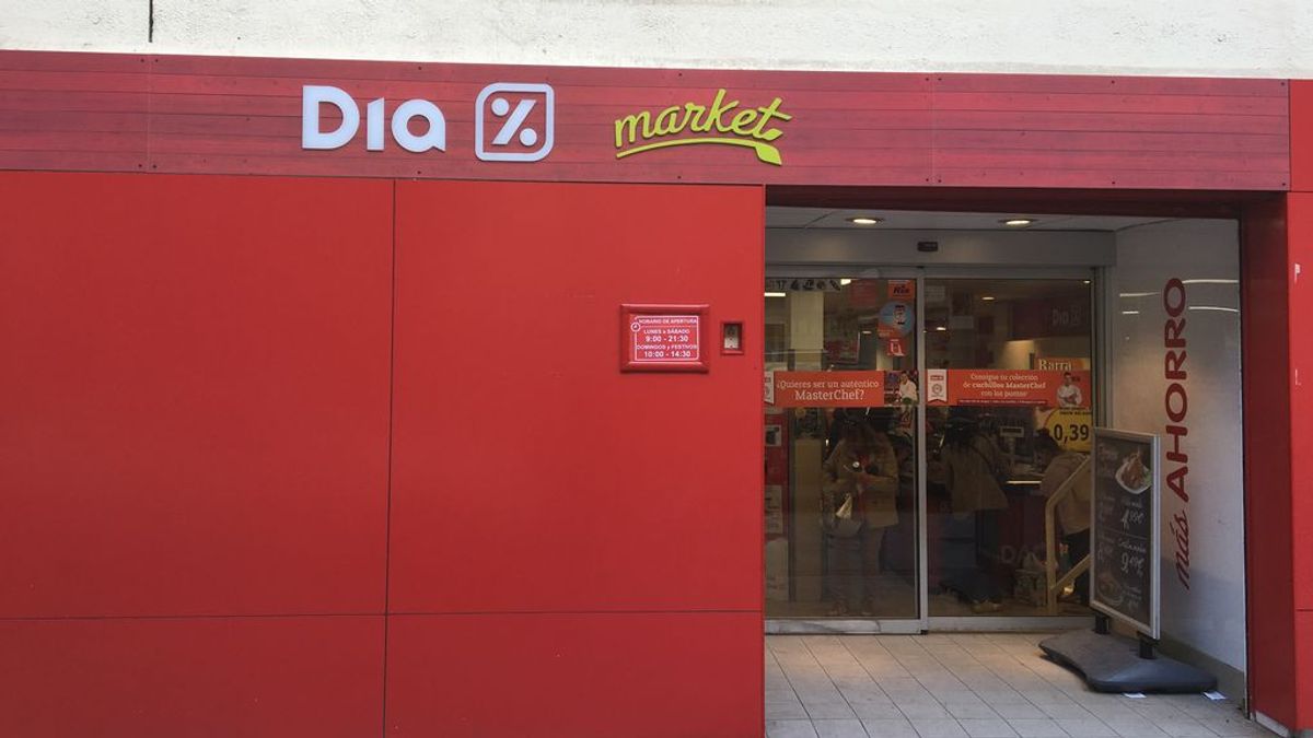 La falta de compradores provoca el cierre de 219 supermercados Día tras el ERE