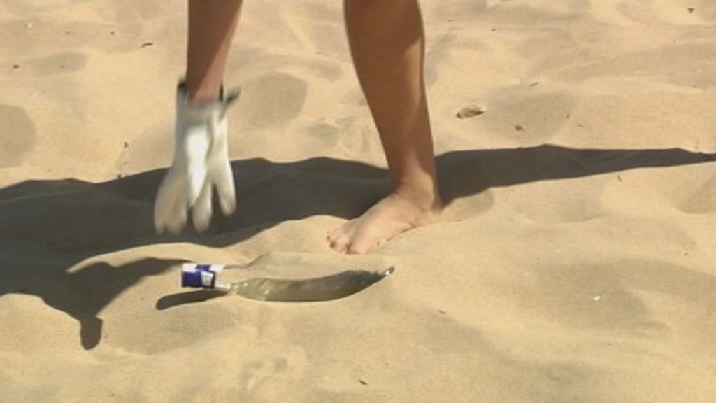 Un granito de arena para limpiar las playas