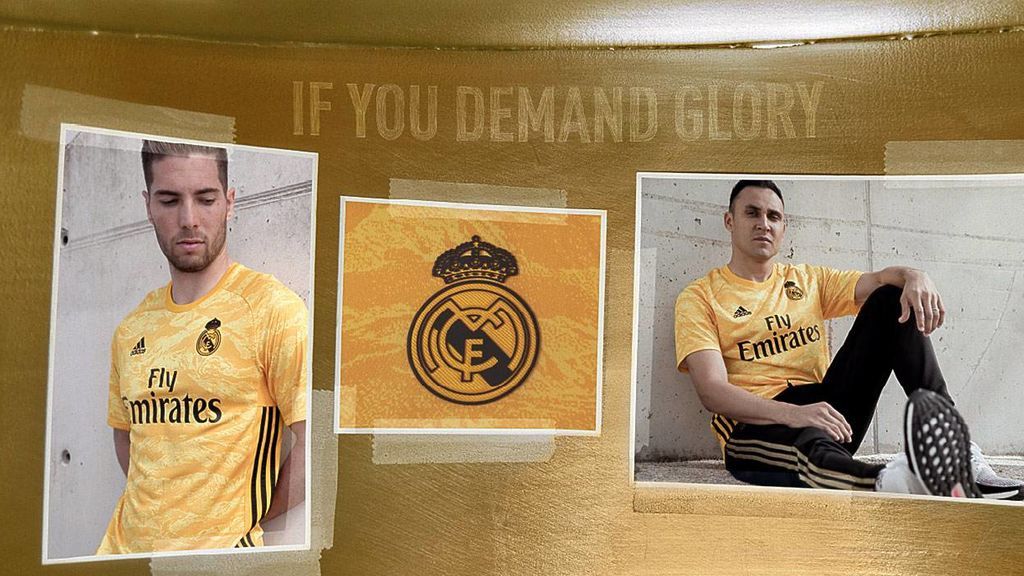 H22195_RMCF_FW19_KV_HOME_2Players_Goalkeeper_2000x1000