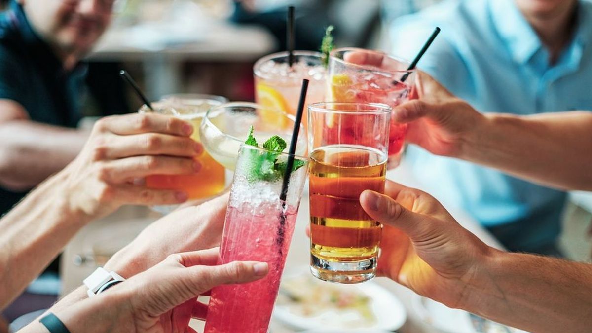 ¿Qué se bebe en el mundo? Un estudio revela las bebidas más consumidas en los distintos países