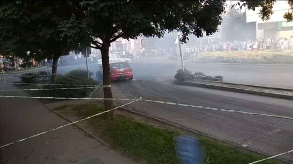 Un coche de rally atropella al público tras perder el control en Hungría y causa 11 heridos