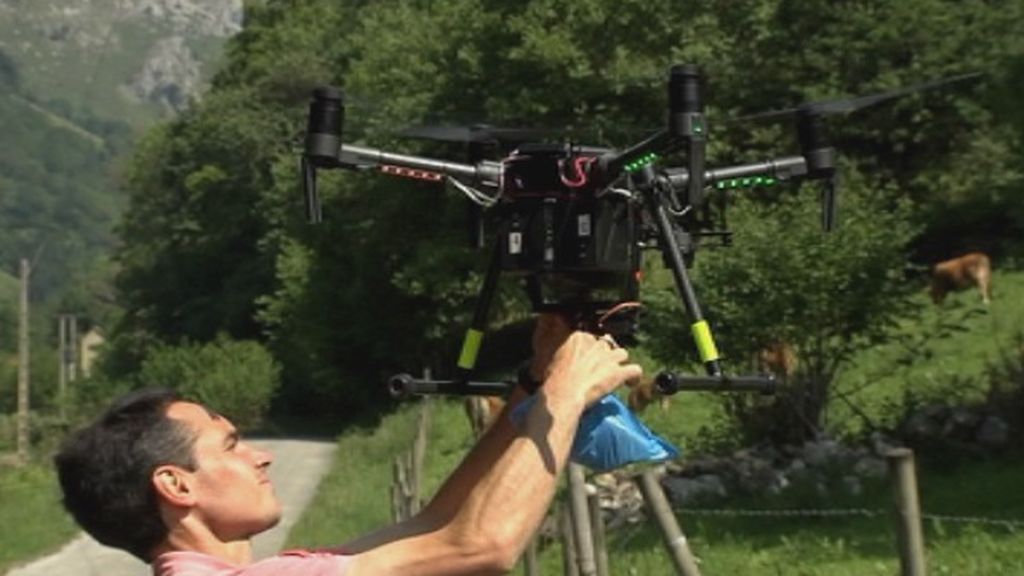 El pastor del siglo XXI: Drones que pastorean y cabras con GPS