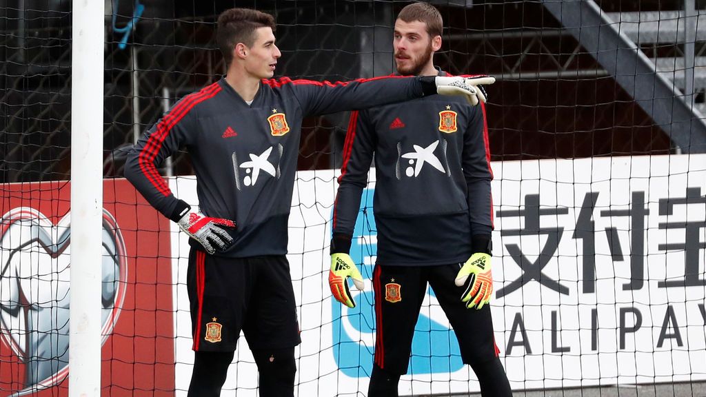 ¿Quién debe ser el portero titular de España? ¿Quién debe ser el portero titular de España?