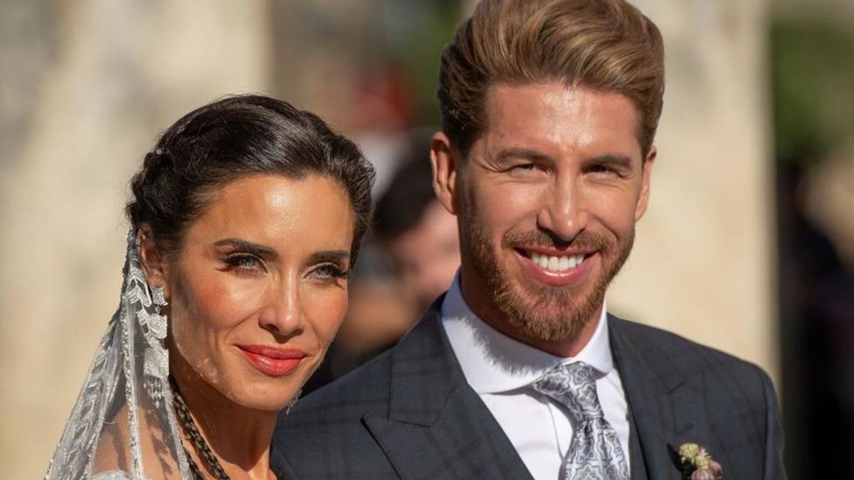 Lo que no se vio de la fiesta de Ramos y Pilar Rubia: Joaquín en un carrito, un dragón y una sala de aeropuerto Lo que no se vio de la fiesta de Ramos y Pilar Rubia: Joaquín en un carrito, un dragón y una sala de aeropuerto