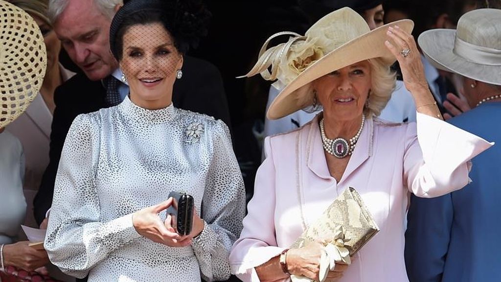 La Reina Letizia acompañada de Camilla, duquesa de Cornualles