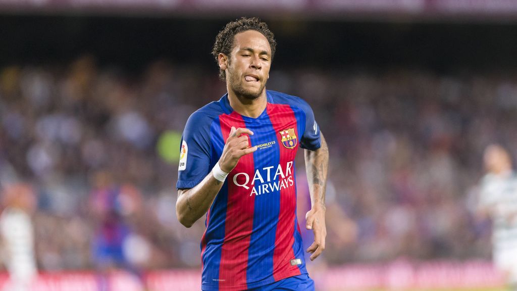 Bloquean 36 propiedades a Neymar por una deuda fiscal de 69 millones relacionada con su traspaso al Barça Bloquean 36 propiedades a Neymar por una deuda fiscal de 69 millones relacionada con su traspaso al Barça