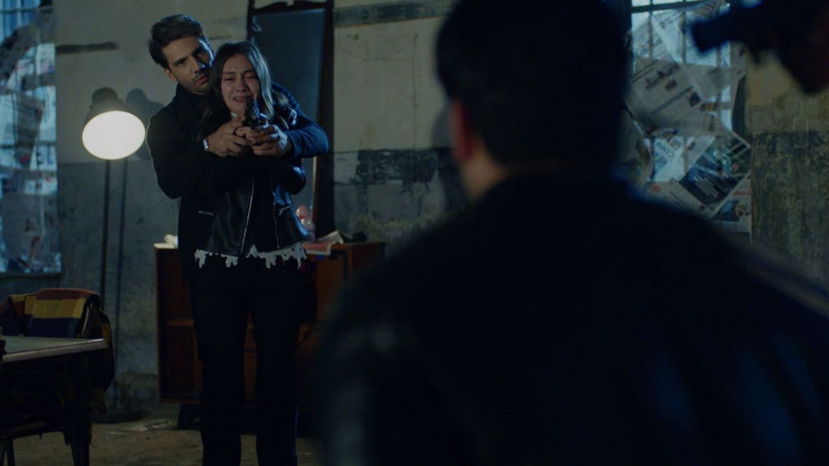 Kemal y Nihan tienden una trampa a Emir