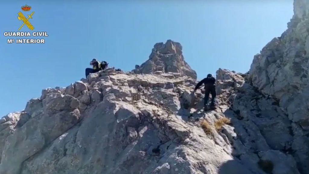 Aparece con vida el niño promesa del atletismo español tras perderse en los Picos de Europa Aparece con vida el niño promesa del atletismo español tras perderse en los Picos de Europa
