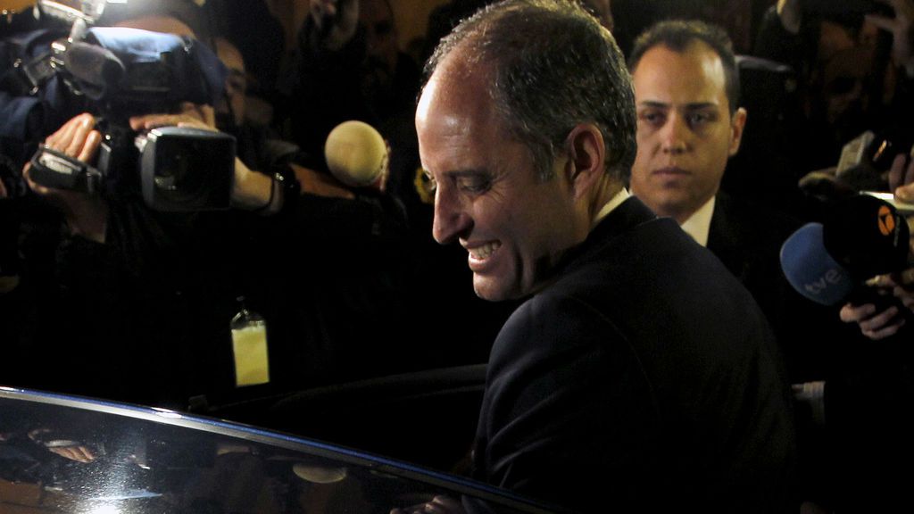 La Fiscalía pide dos años y medio de cárcel para Francisco Camps por contratos con Gürtel La Fiscalía pide dos años y medio de cárcel para Francisco Camps por contratos con Gürtel