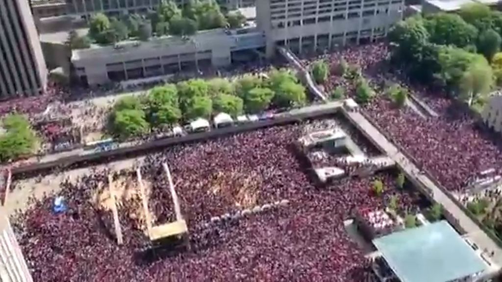 Un tiroteo provoca una estampida en Toronto en la celebración de los Raptors