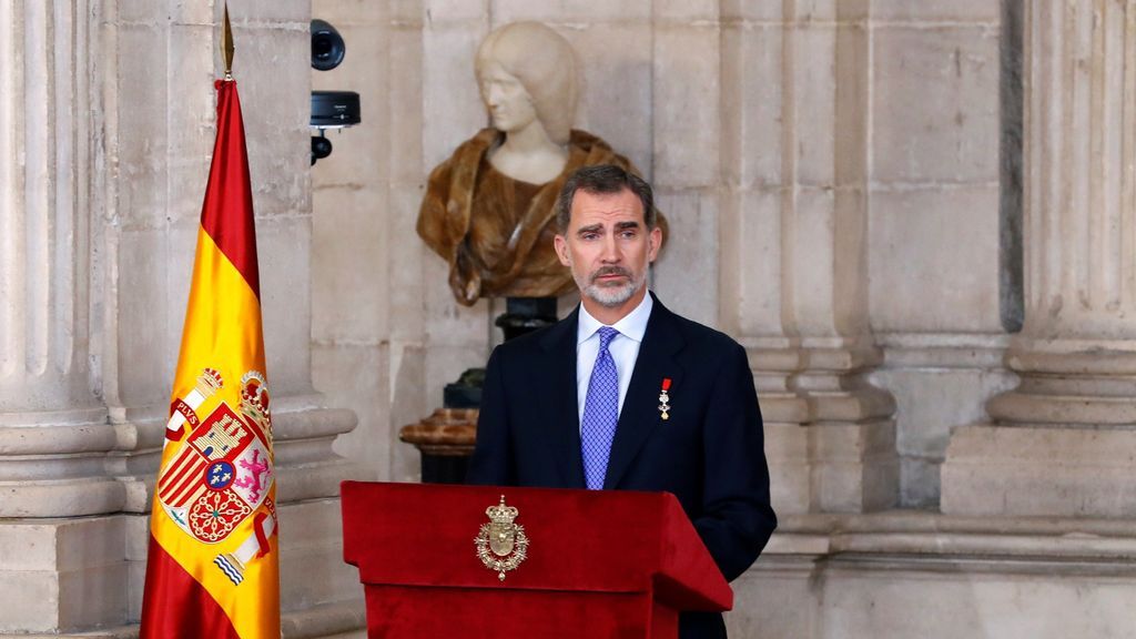 Felipe VI, arropado por la reina Letizia y las infantas Leonor y Sofia en el quinto aniversario de su proclamación como Rey