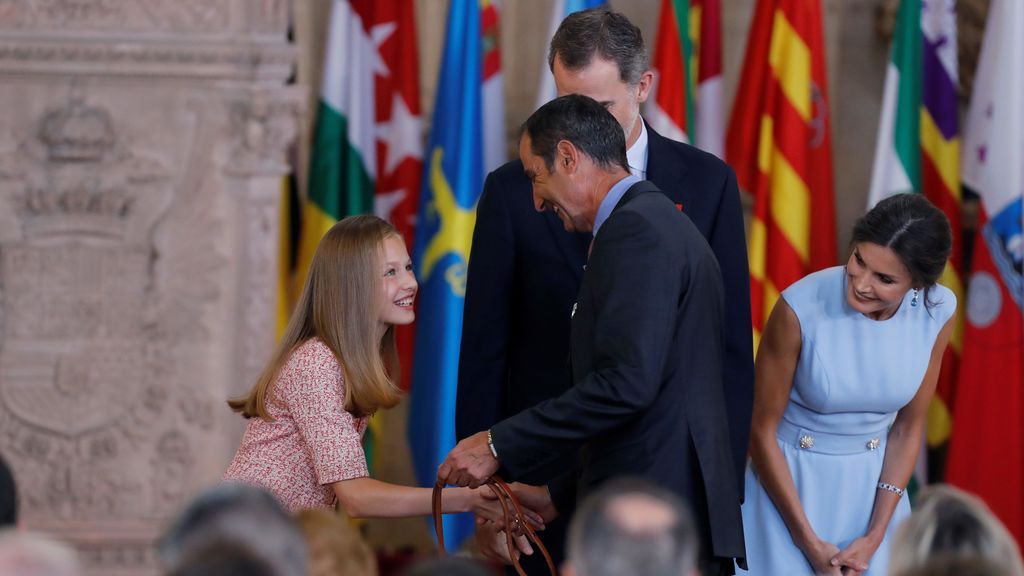 Felipe VI, arropado por la reina Letizia y las infantas Leonor y Sofia en el quinto aniversario de su proclamación como Rey