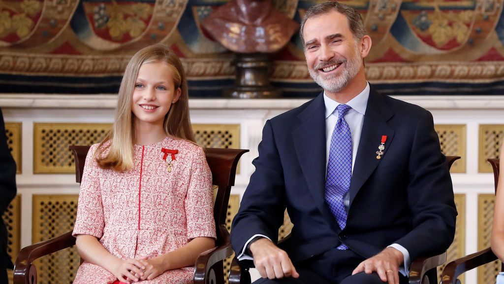 Felipe VI, arropado por la reina Letizia y las infantas Leonor y Sofia en el quinto aniversario de su proclamación como Rey