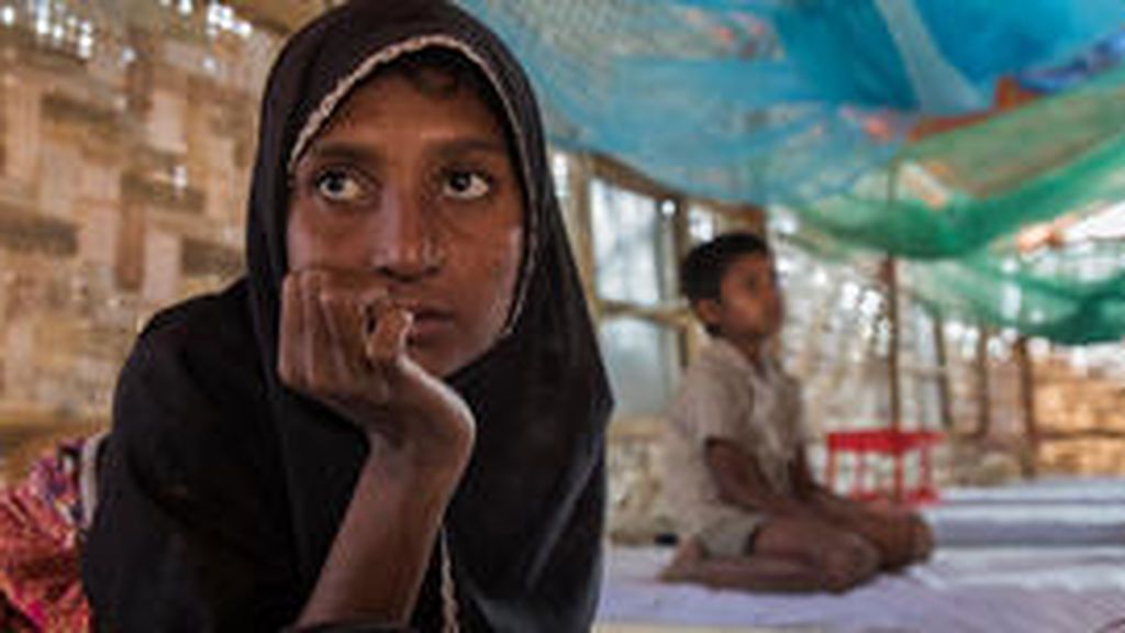 Refugiada campo rohingya