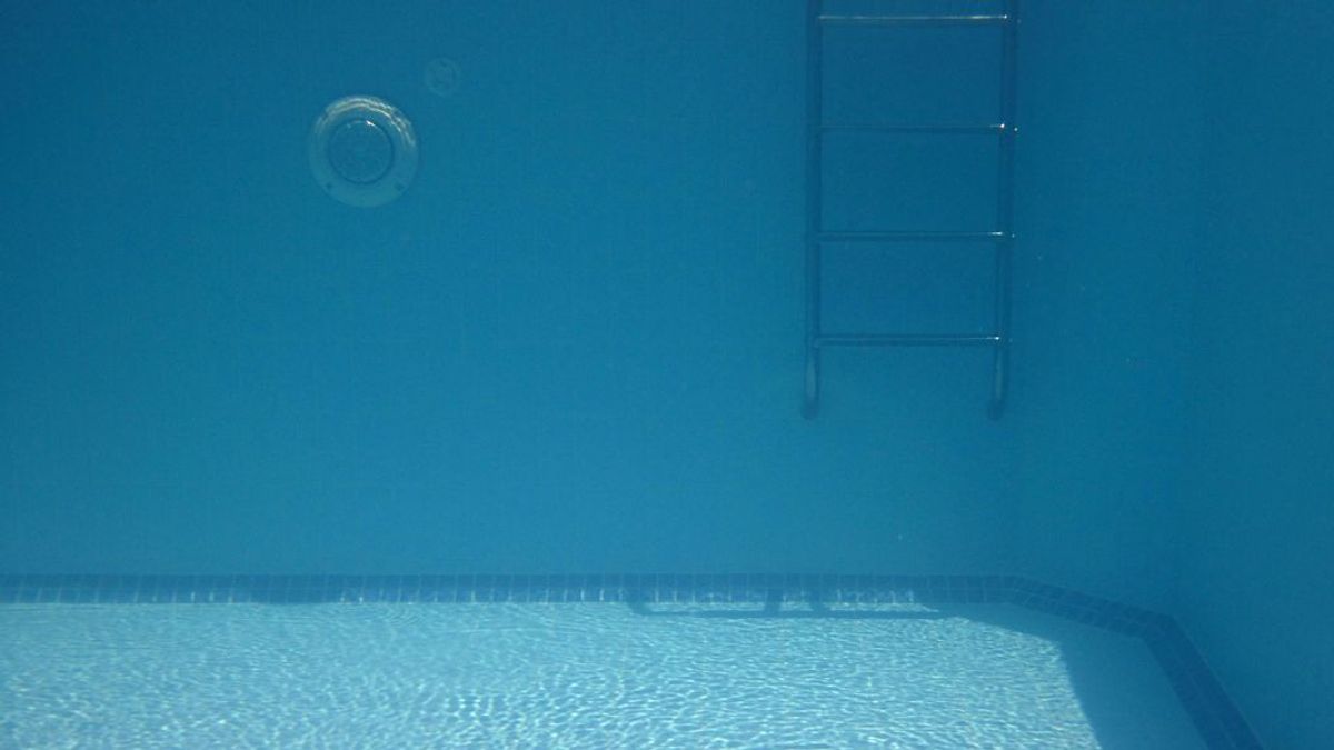 Muere ahogado un niño de dos años tras caer a una piscina en Málaga
