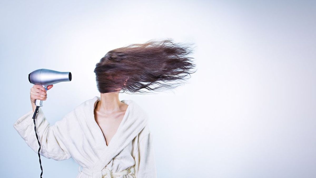 7 trucos del secador de pelo que no sabías