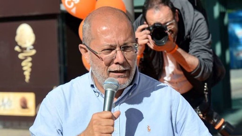 PP y Cs pactan el gobierno de Castilla y León PP y Cs pactan el gobierno de Castilla y León