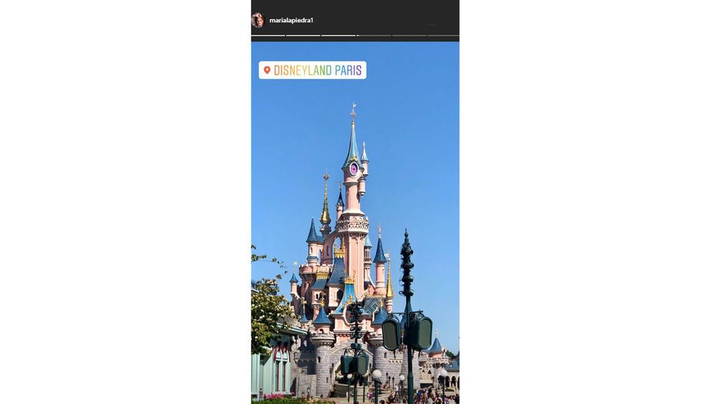 Así están pasando el día los no invitados a la boda de Belén Esteban