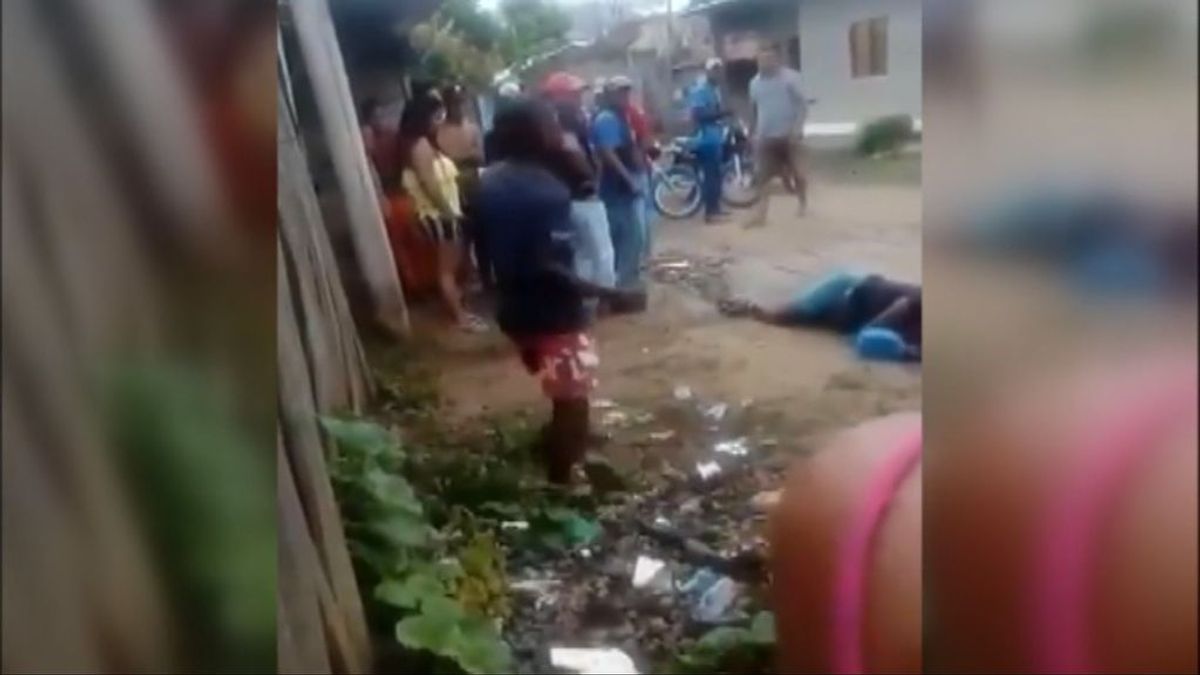 El desgarrador grito de un niño colombiano que presencia la muerte de su madre