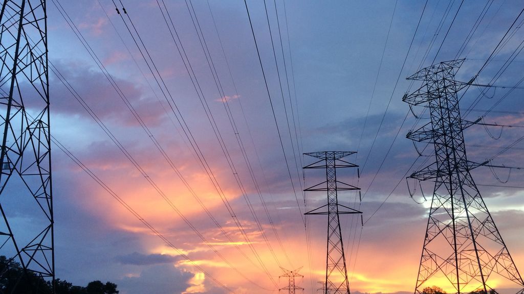 Cuatro heridos en una explosión en una central hidroeléctrica en Tarragona Cuatro heridos en una explosión en una central hidroeléctrica en Tarragona