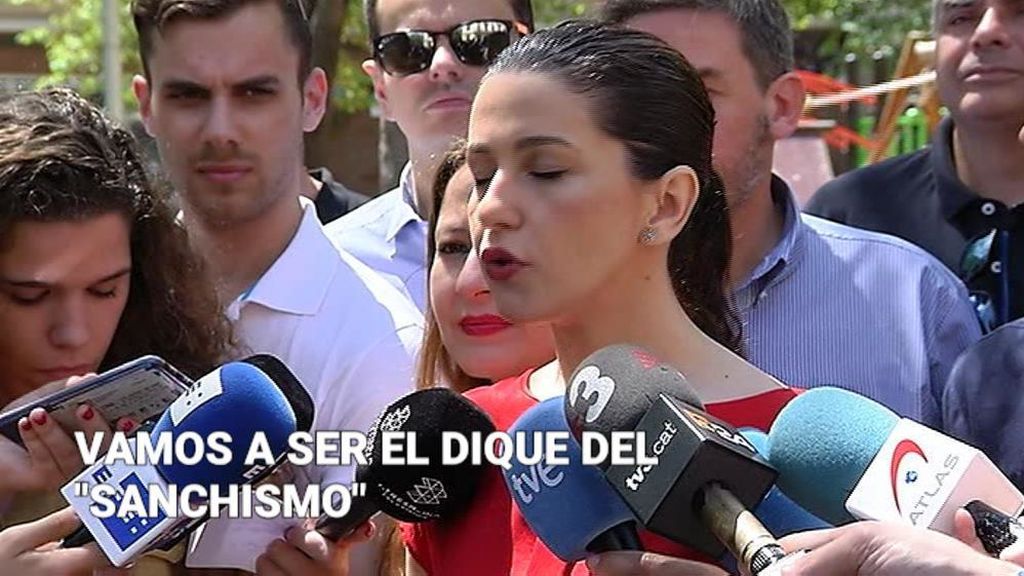 Arrimadas critica los "pactos de la infamia" de Sánchez