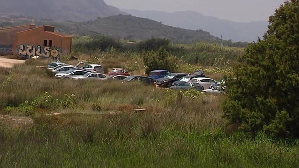 Cuatro de los cinco detenidos por supuestos abusos sexuales a una mujer en Cullera tienen antecedentes policiales Cuatro de los cinco detenidos por supuestos abusos sexuales a una mujer en Cullera tienen antecedentes policiales