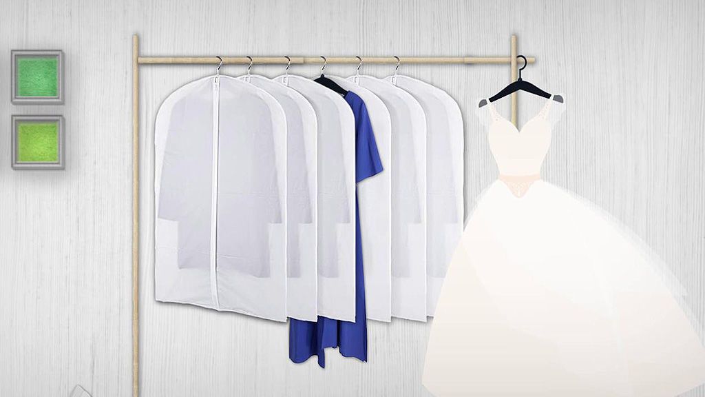 Hay una foto del vestido de novia Belén Esteban tomada antes de la boda