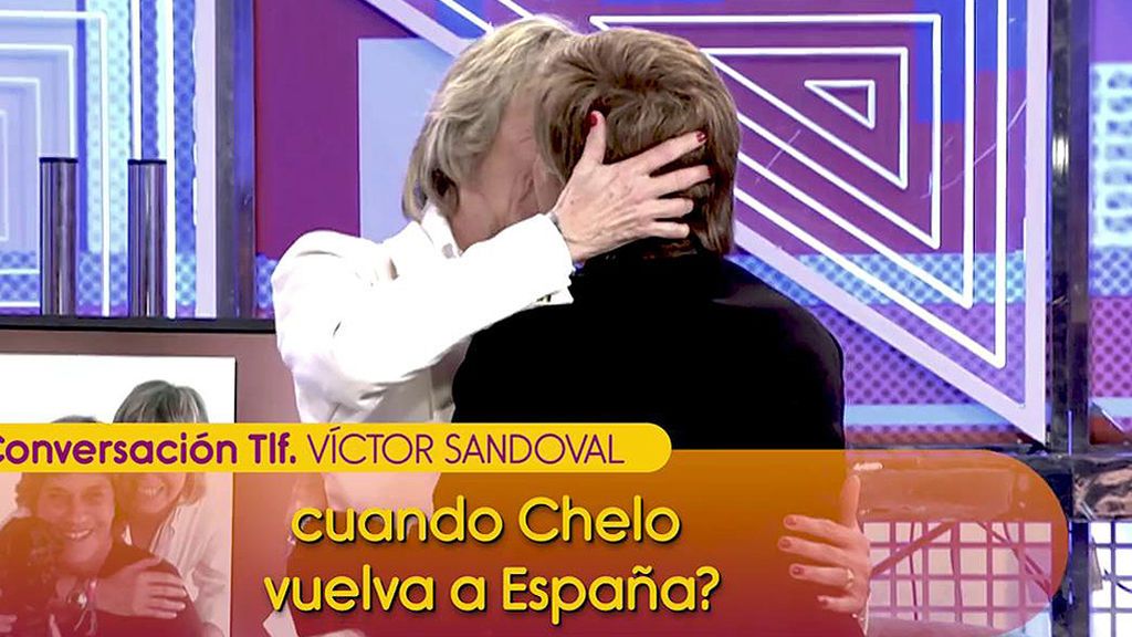 Víctor Sandoval ataca sin piedad a la mujer de Chelo