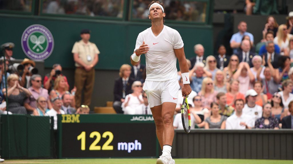 Wimbledon desplaza a Nadal de número dos y confirma a Federer en su lugar Wimbledon desplaza a Nadal de número dos y confirma a Federer en su lugar