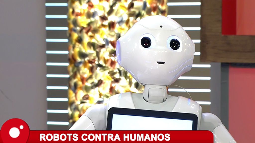 Carme Chaparro tiene una nueva co-presentadora: Pepper, la robot inteligente