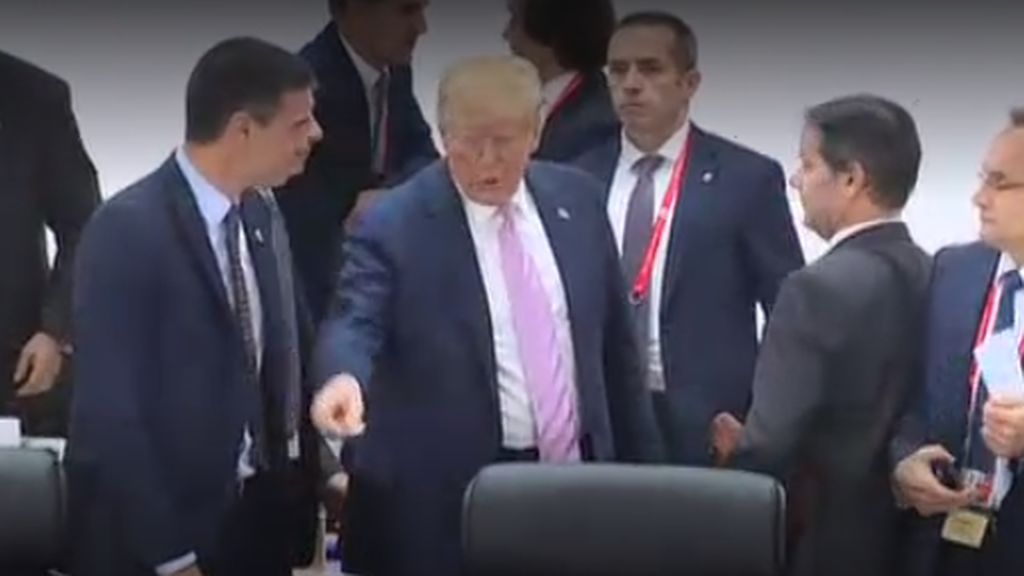 El vídeo de Trump en el manda sentarse a Sánchez, como un padre a un hijo