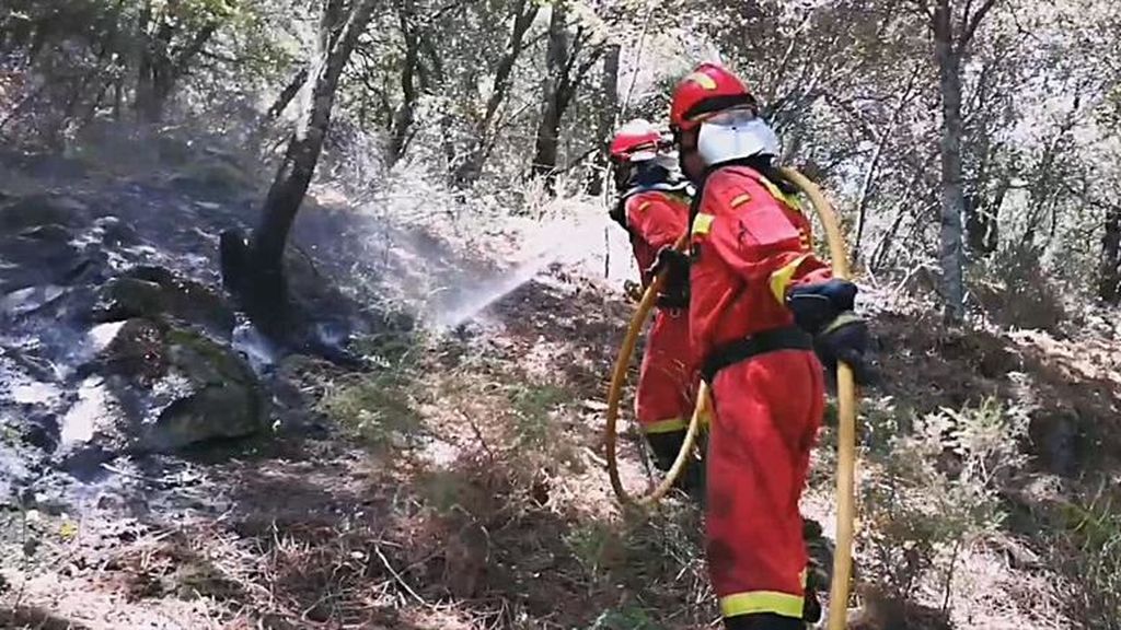 El incendio de Cadalso ya ha arrasado 3.300 hectáreas, aunque su extinción avanza con "perspectivas positivas"