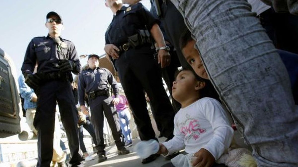 Crisis política, social y humanitaria en la frontera con México Crisis política, social y humanitaria en la frontera con México