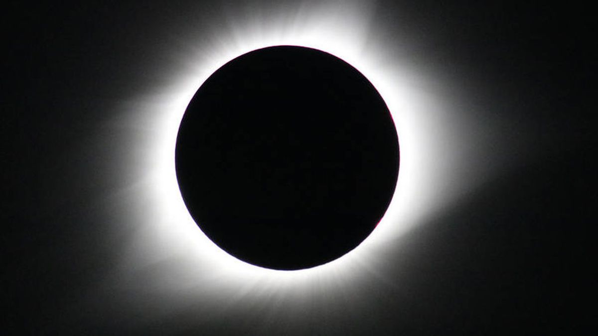 Llega el único eclipse solar de 2019: dónde y cómo verlo