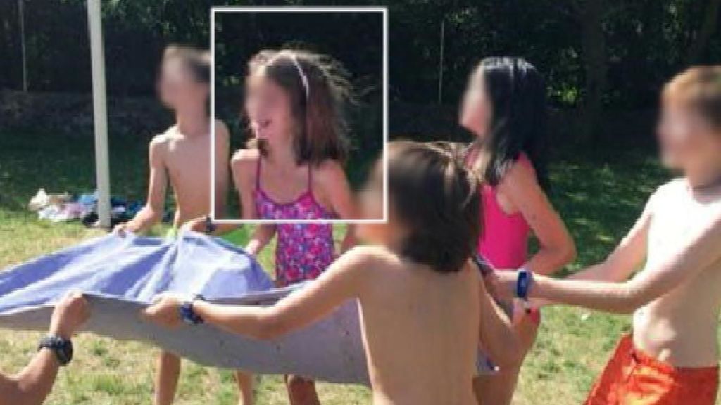 Ola de solidaridad para la niña con necesidades especiales expulsada de un campamento Ola de solidaridad para la niña con necesidades especiales expulsada de un campamento