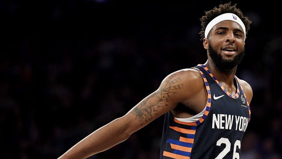 Mitchell Robinson, jugador de los Knicks de la NBA, cambiará de dorsal en homenaje a sus dos amigos fallecidos Mitchell Robinson, jugador de los Knicks de la NBA, cambiará de dorsal en homenaje a sus dos amigos fallecidos