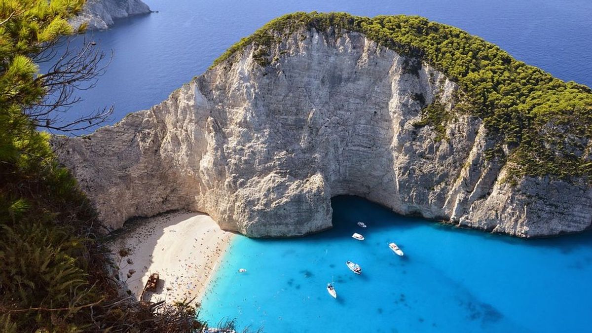 La isla griega paradisíaca Anticitera busca familias a las que pagar 500€ por residir allí