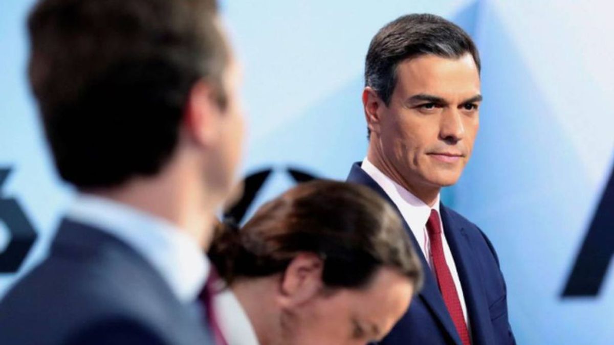 Los políticos preocupan más que nunca a los españoles que los ven como su segundo peor problema