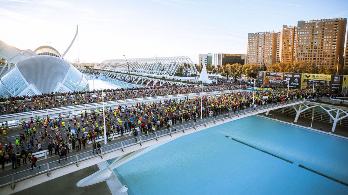 Batiendo récords: Maratón Valencia agota los 25.000 dorsales y habilita una lista de espera Batiendo récords: Maratón Valencia agota los 25.000 dorsales y habilita una lista de espera