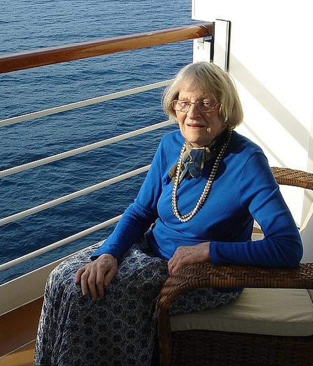 El personal de un crucero inyectó un sedante a una pasajera y "contribuyó" a su muerte poco después El personal de un crucero inyectó un sedante a una pasajera y "contribuyó" a su muerte poco después