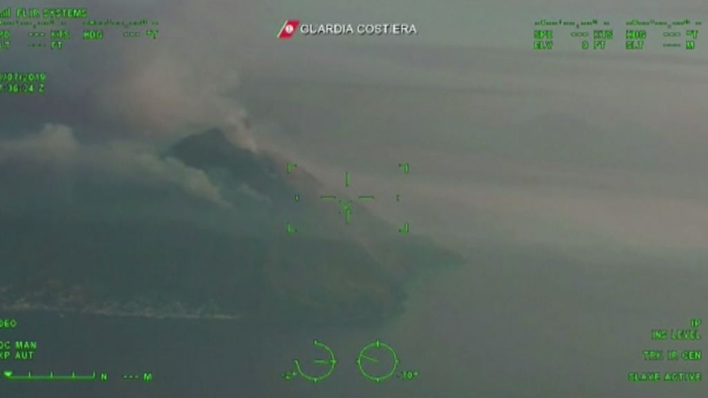 Vista aérea de la erupción del volcán Stromboli