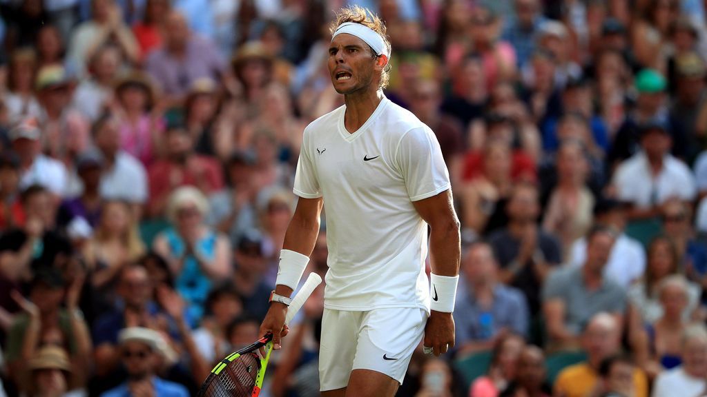 Rafa Nadal sufre para ganar a Kyrgios pero consigue el pase a tercera ronda de Wimbledon (3-6, 6-3, 6-7 y 6-7) Rafa Nadal sufre para ganar a Kyrgios pero consigue el pase a tercera ronda de Wimbledon (3-6, 6-3, 6-7 y 6-7)